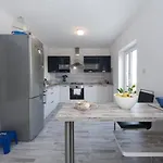Dd - Four Bedroom With Terrace Sea View St *